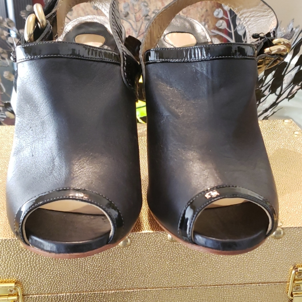 Chloe Heels - Picture 3 of 6